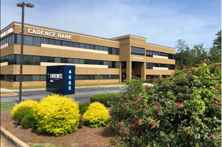 4885 Riverside Drive – Cadence Bank Building
