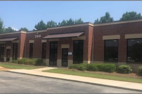 4931 Riverside Drive – Building 200