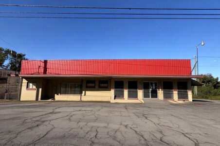 4415 & 4425 Pio Nono Ave.